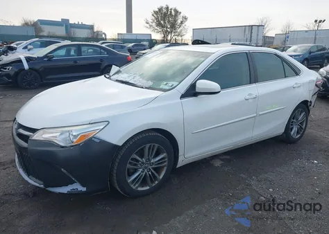2015 Toyota Camry Se z USA, uszkodzony, nr VIN 4T1BF1FK4FU050340
